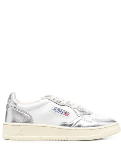 Autry Medalist Low-top Sneakers In Neutrals