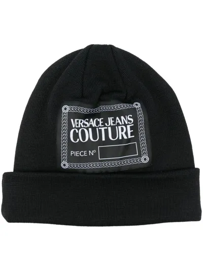 Versace Jeans Couture Logo-patch Wool-blend Beanie In Black