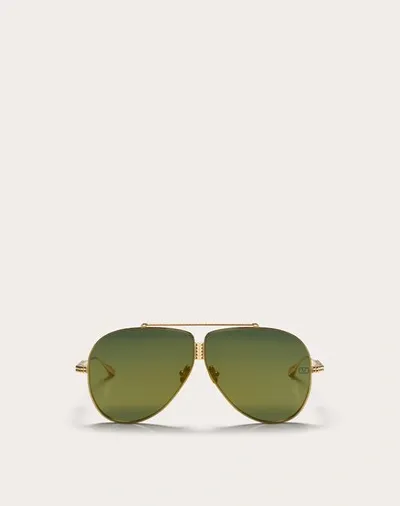 Valentino Garavani Valentino Xvi - Pilot Titanium Stud Frame Unisex Gold/gradient Green 64