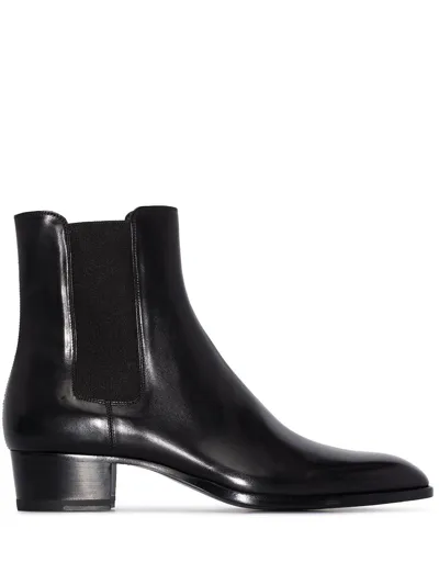 Saint Laurent 'wyatt' Boots In Nero