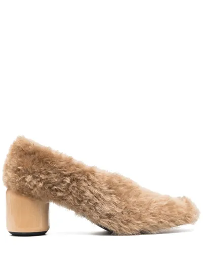 Jil Sander Court Shearling Pumps In Beige