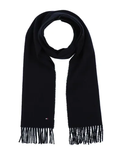 Tommy Hilfiger Knitted Wool Scarf In Dark Blue