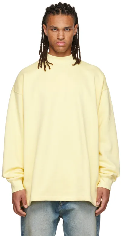 Essentials Crew-neck Long-sleeve Sweatshirt In Gelb