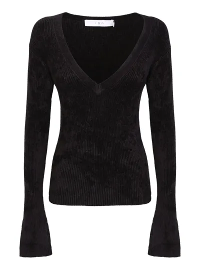 Iro Mattia V-neck Sweater By . Simple Garment But Made Innovative Thanks To The Slits On The Slee In Black