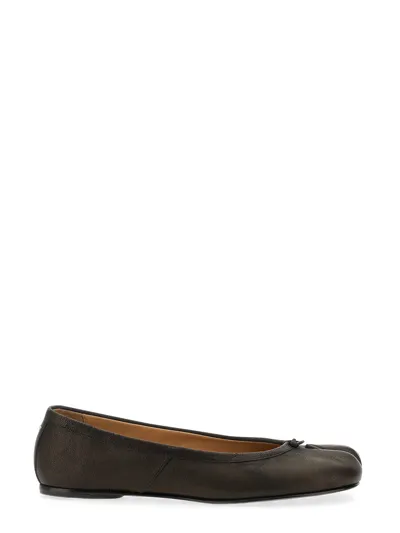 Maison Margiela Ssense Exclusive Brown Tabi Vintage Ballerina Flats In Java