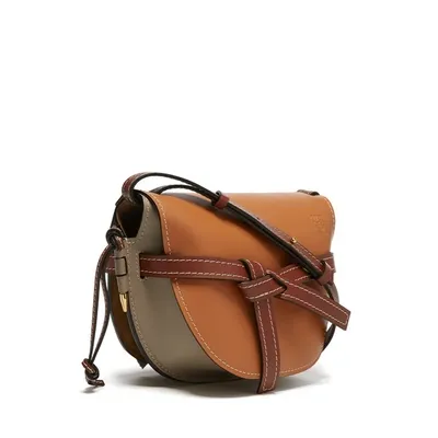 Loewe Sac À Bandoulière Gate Small En Cuir In Brown