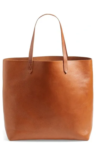 Madewell The Transport Large Leather Tote In English Saddle/gold