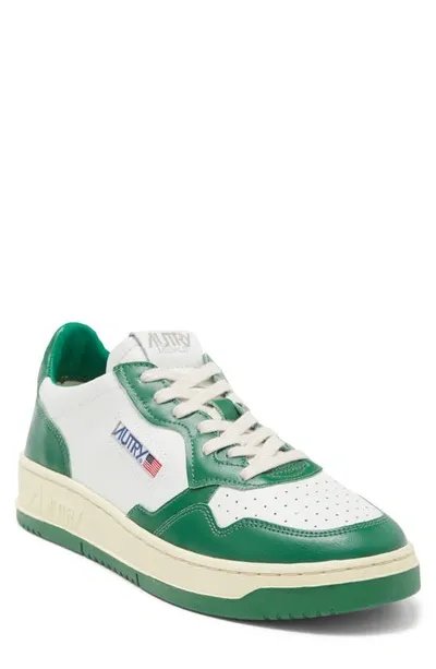 Autry Leather Medalist Low Sneakers In Green