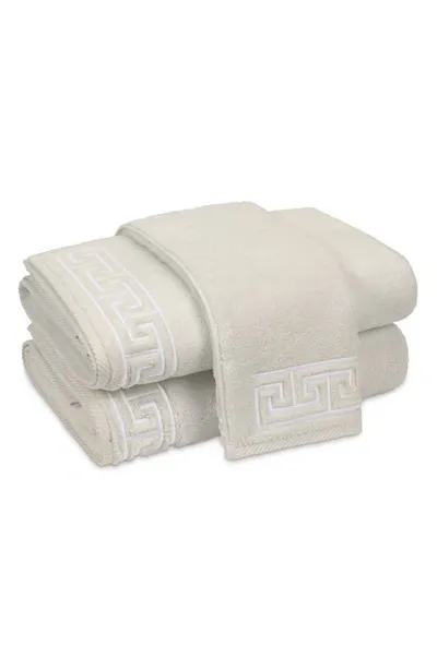 Matouk Adelphi Hand Towel In Ivory