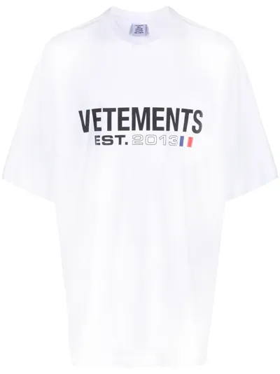 Vetements Logo Cotton T-shirt In White