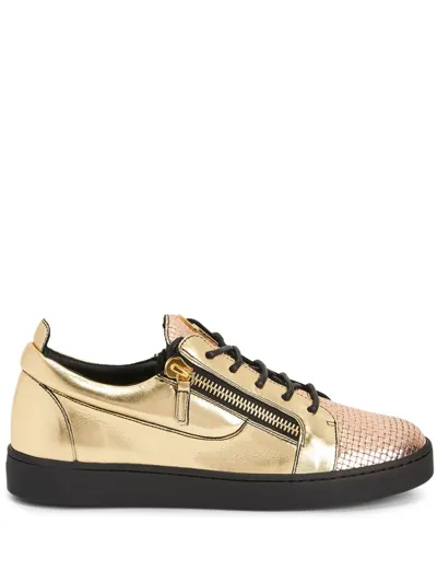 Giuseppe Zanotti Frrankie Low-top Sneakers In Gold