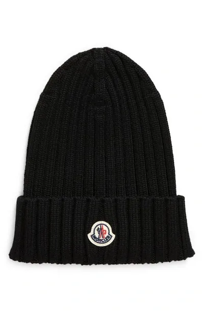 Moncler Logo Patch Cuff Virgin Wool Rib Beanie In Black