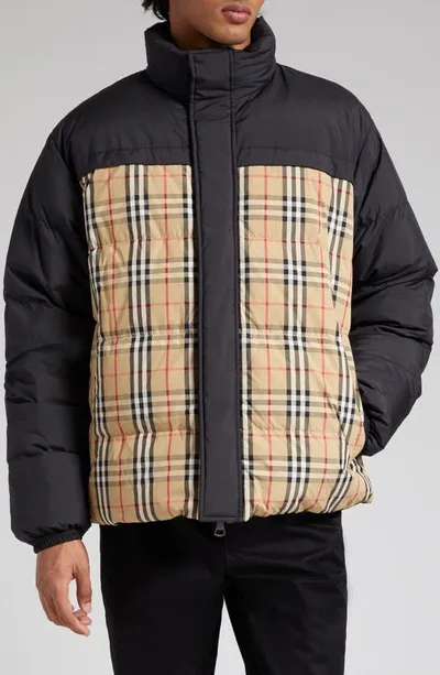 Burberry Oakmere Reversible Puffer Jacket In Archive Beige,black