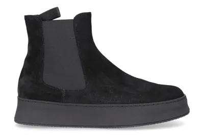 Truman's Chelsea Boots 9834  Suede In Black