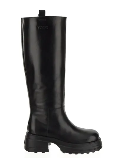 Tod's Platform Boots In Black