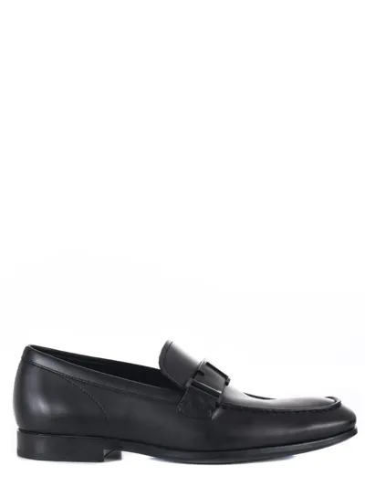 Tod's Flat Shoes In Black