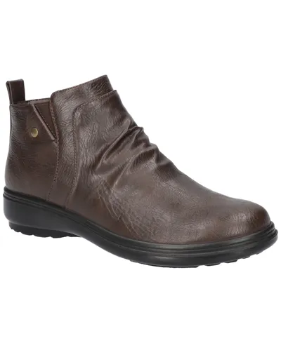 Easy Street Women's Ariadne Ankle Boots In Brown Matte