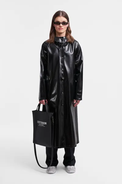 Stutterheim Mosebacke Long Print Opal Raincoat In Black