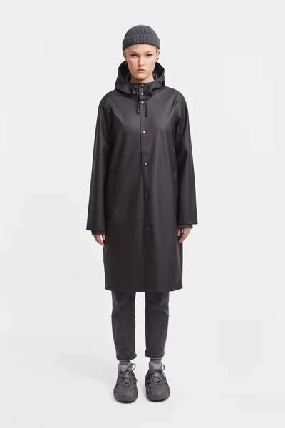 Stutterheim Stockholm Long Print Women Raincoat In Black