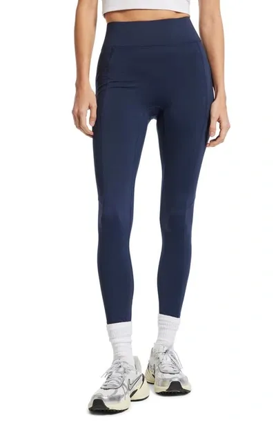 Bandier Center Stage Pocket Leggings In Navy Blazer