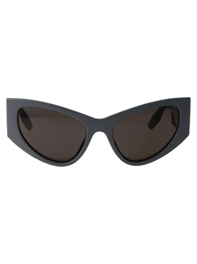 Balenciaga Eyewear Monaco Cat In Grey