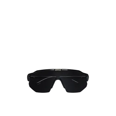 Moncler Shield Sunglasses Black In Noir