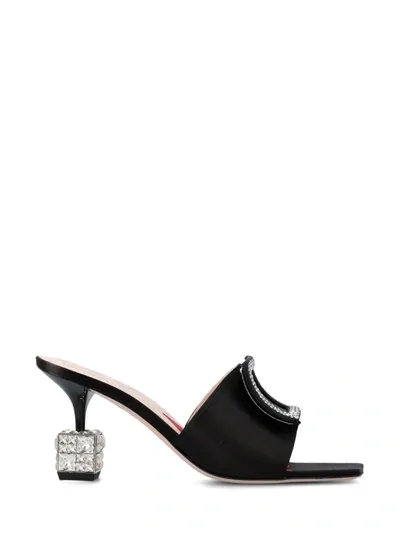 Roger Vivier Low Shoes In Black