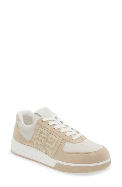 Givenchy G4 Low Top Sneaker In Beigewhite