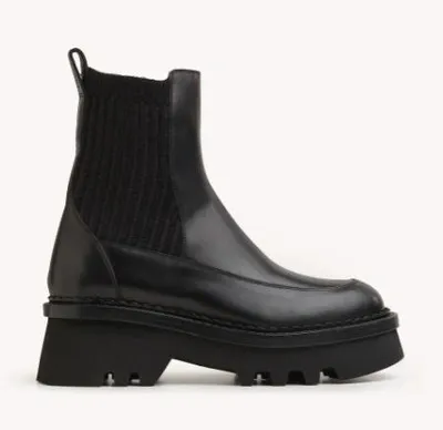 Chloé Boots In Black