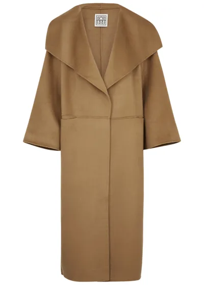 Totême Wool And Cashmere-blend Coat In Brown