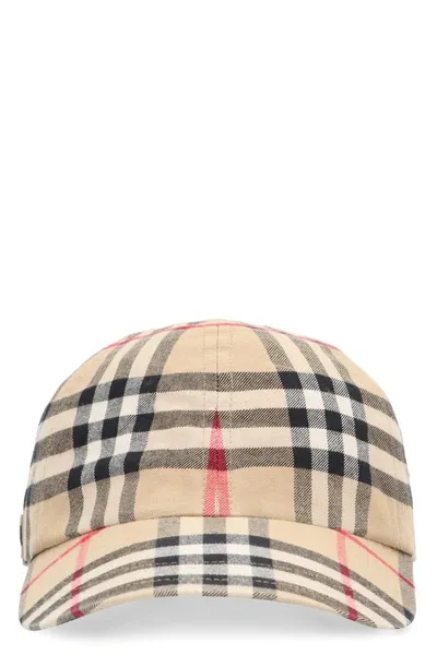 Burberry Vintage Check Motif Baseball Cap In Beige