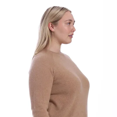 Minnie Rose Plus Size Cashmere Crewneck Sweater In Camel