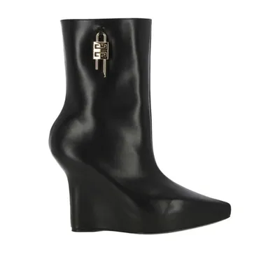 Givenchy Leather Boots In Black