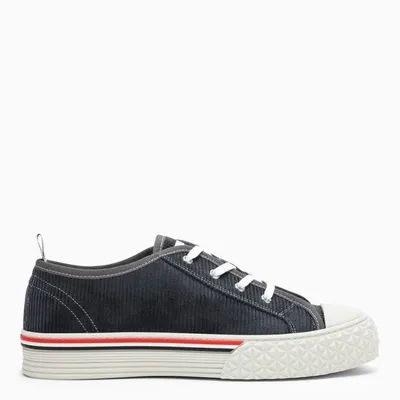 Thom Browne Collegiate Low Top Sneakers In Navy