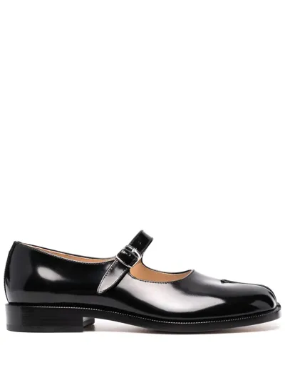 Maison Margiela Mary Janes Tabi In Black