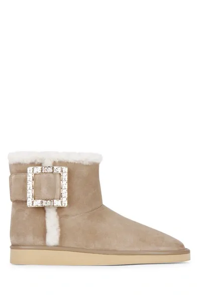 Roger Vivier Boots In Beige