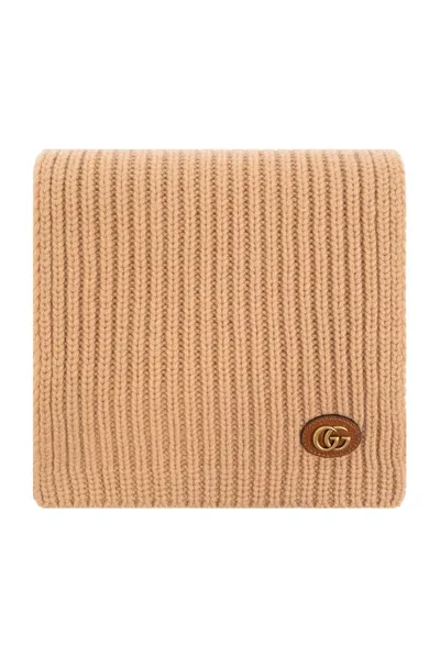 Gucci Logo Patch Knit Scarf In Brown