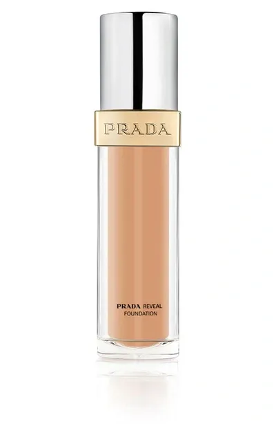 Prada Reveal Skin Optimizing Refillable Soft Matte Foundation In Lw25