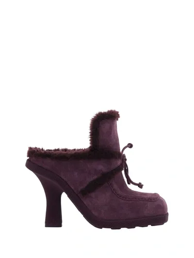 Burberry Suede And Shearling Highland Mules In Aubergine