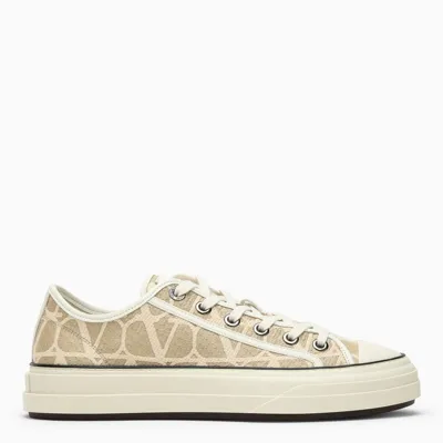 Valentino Garavani Womens Beige Vlogo-print Low-top Woven Trainers In Cream