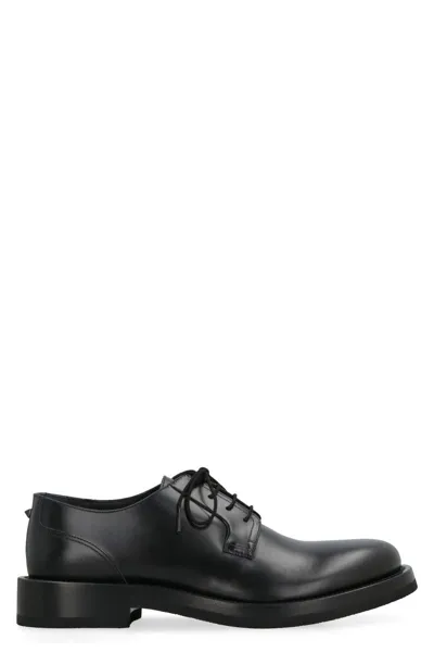 Valentino Garavani Derby Rockstud Essential Leather Lace-up Shoes In Nero