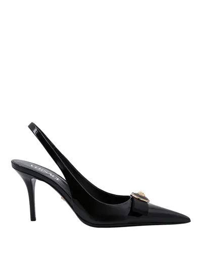 Versace Patent Leather Slingback Gianni Bow In Black