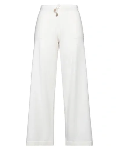 Eleventy Woman Pants Ivory Size M Cashmere In White