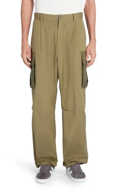 Moncler Contrast Pockets Cargo Pants In Green