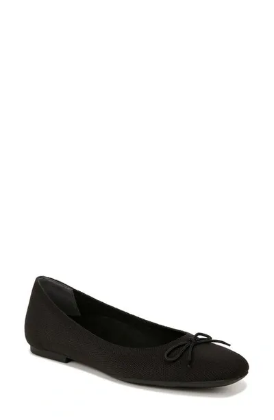 Vionic Klara Knit Ballet Flat In Black