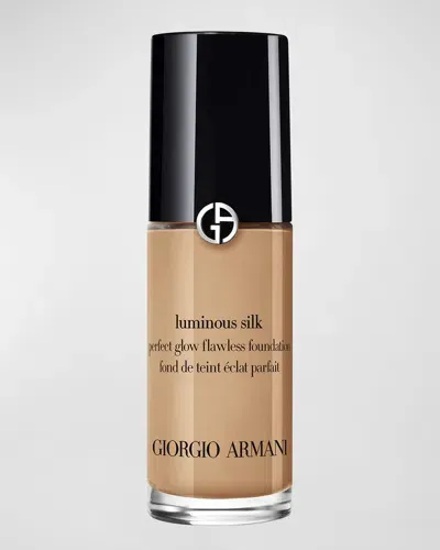 Armani Collezioni Luminous Silk Perfect Glow Flawless Oil-free Foundation Mini In . (medium With A Peach Undertone)