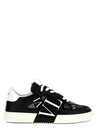 Valentino Garavani Vl7n Sneakers In Black