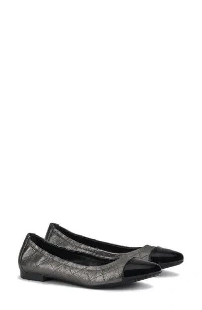 Agl Attilio Giusti Leombruni Agl Naomi Quilted Cap Toe Ballet Flat In Nero-pietra