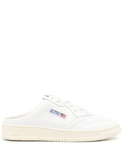 Autry Medalist Mule Sneakers In White