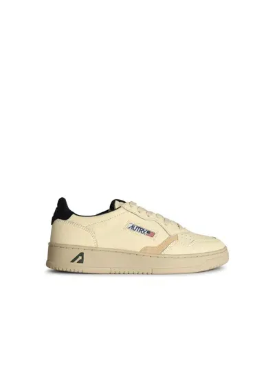 Autry 'medalist' Leather Sneakers With Contrast Heel Tab In Neutrals